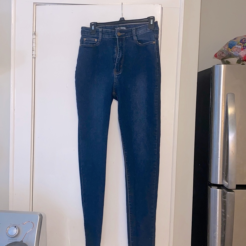 High waisted jeans